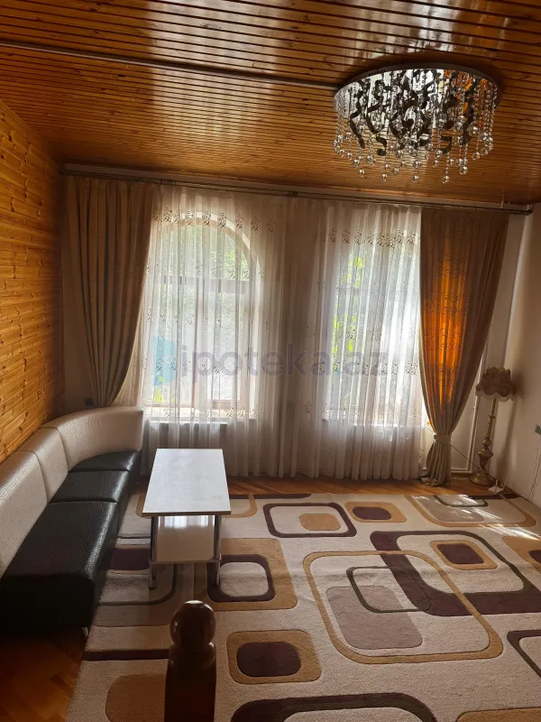Satılır 10 otaqlı obyekt 600 m²
