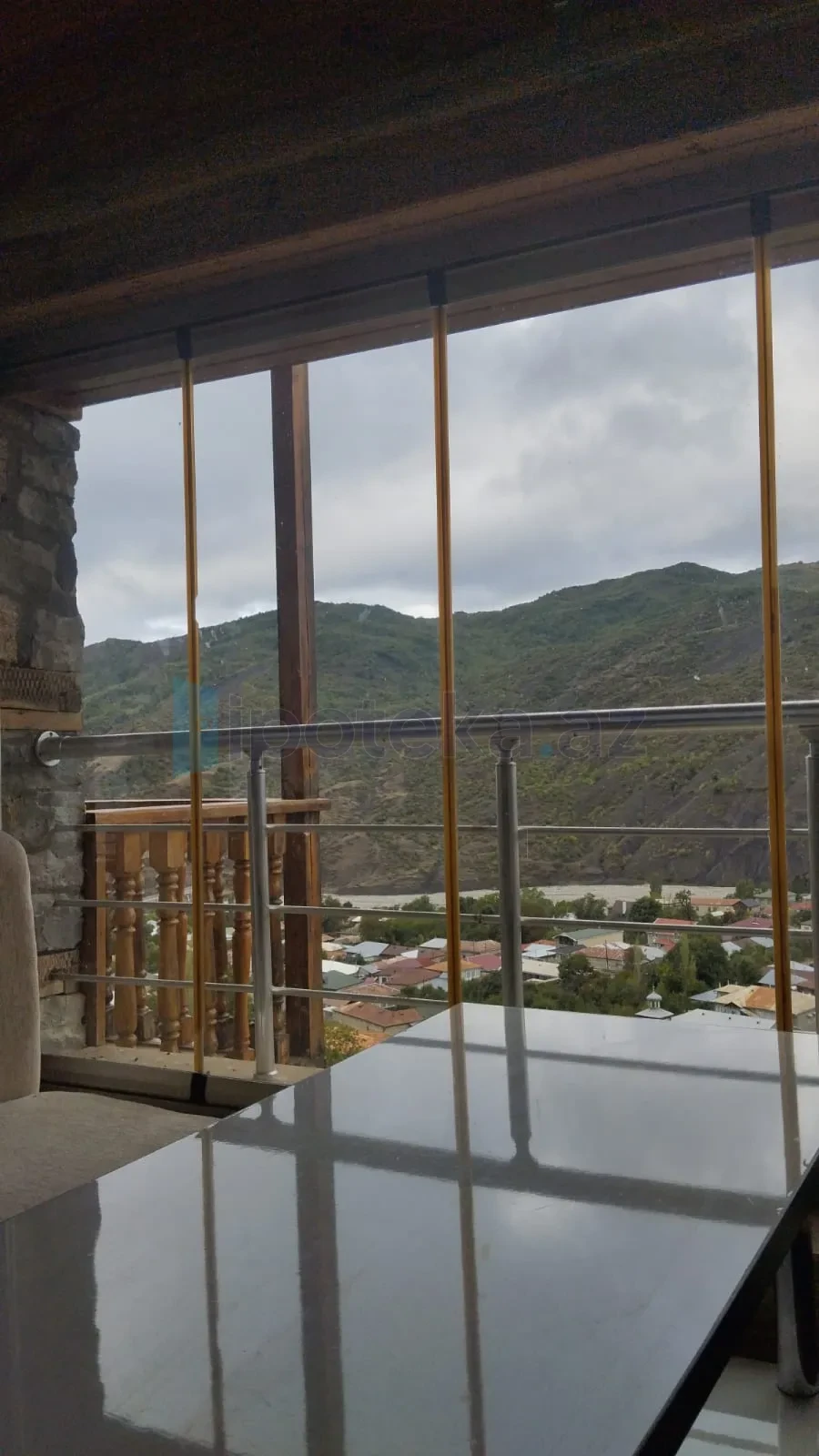 Satılır 10 otaqlı obyekt 600 m²