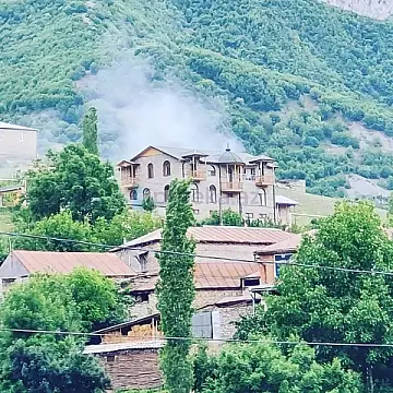 Satılır 10 otaqlı obyekt 600 m²