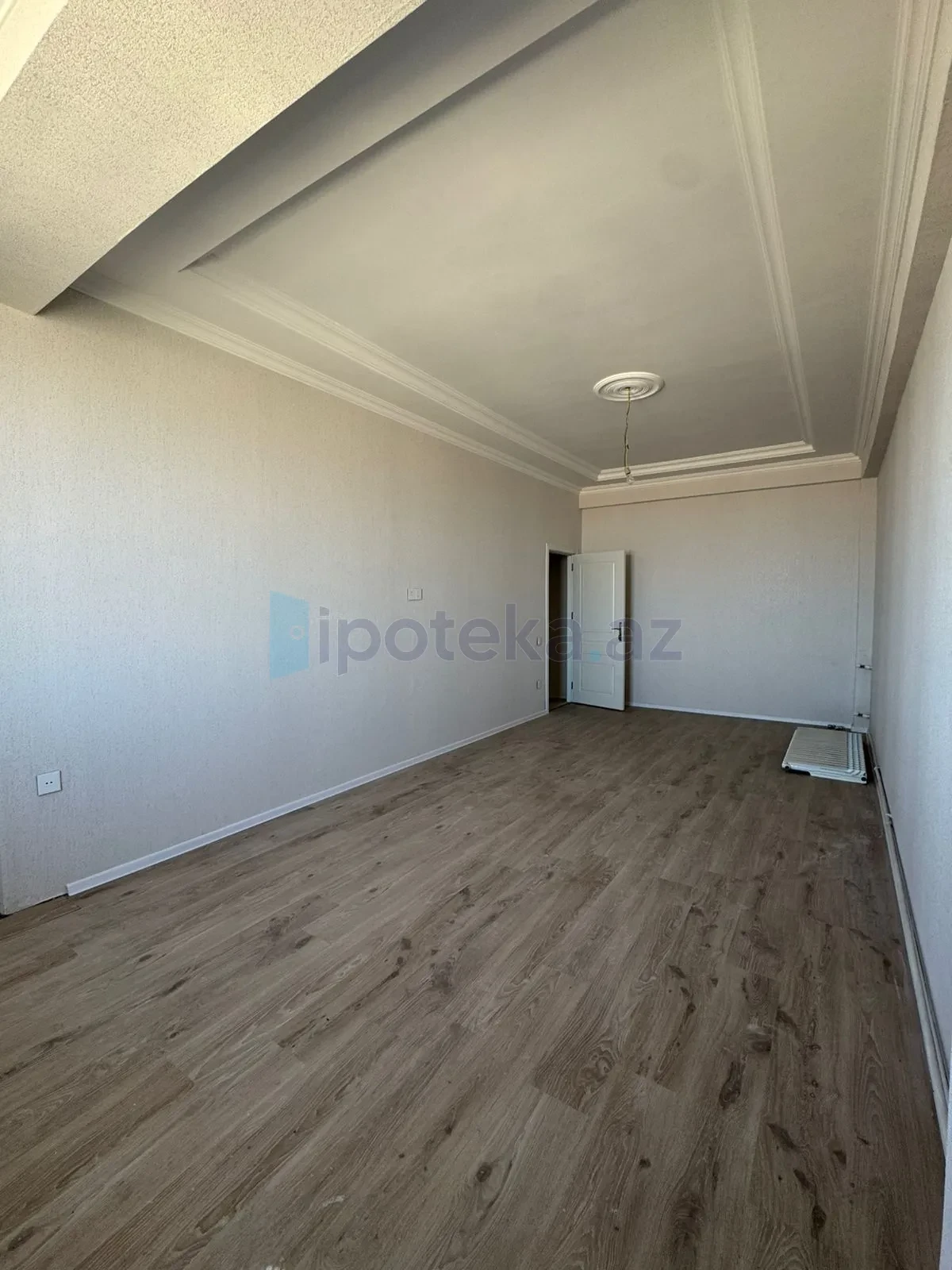 Satılır 3 otaqlı yeni tikili 91 m²