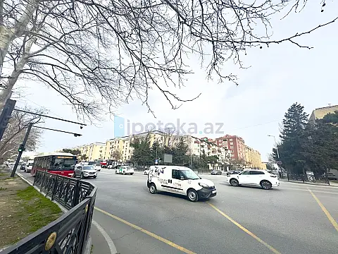 Satılır 2 otaqlı köhnə tikili 55 m²