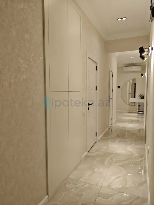 Satılır 4 otaqlı yeni tikili 1214 m²