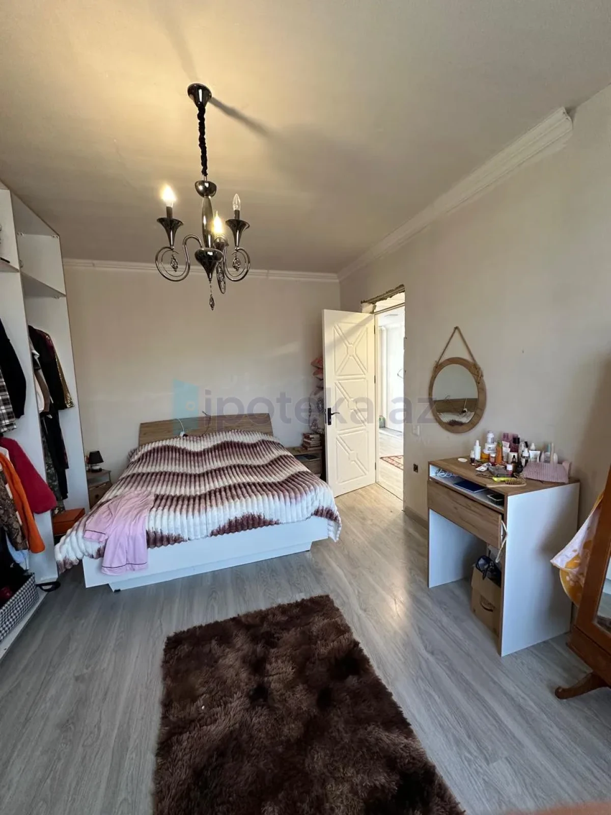 Satılır 4 otaqlı həyət evi 190 m²