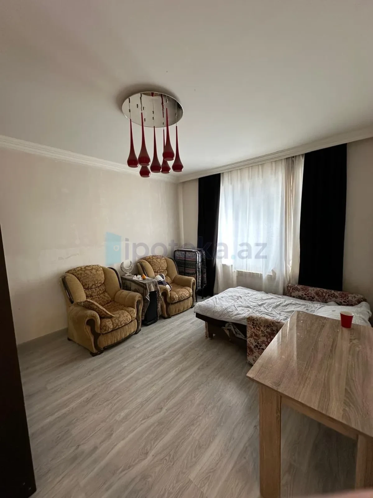 Satılır 4 otaqlı həyət evi 190 m²