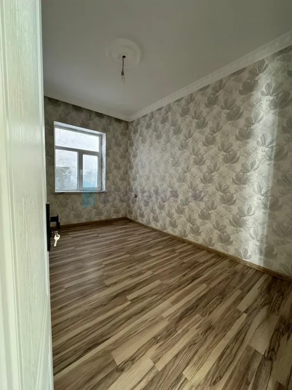 Satılır 2 otaqlı həyət evi 80 m²