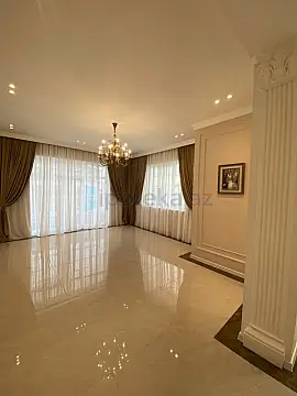 Satılır 4 otaqlı həyət evi 160 m²