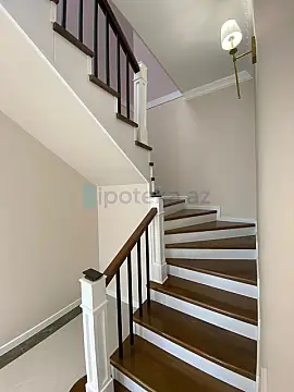 Satılır 4 otaqlı həyət evi 160 m²