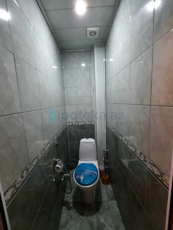 Satılır 2 otaqlı köhnə tikili 60 m²