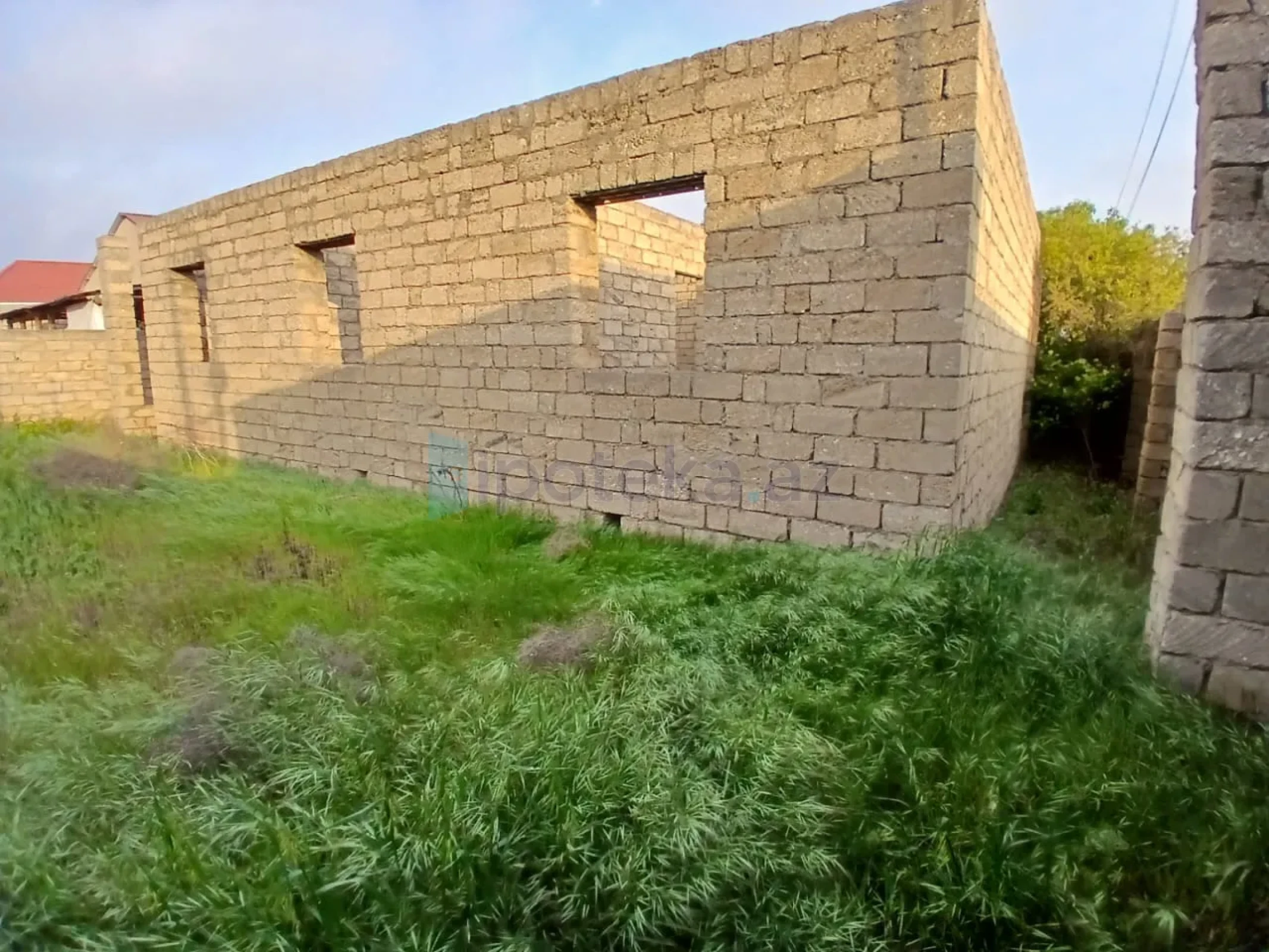 Satılır 4 otaqlı həyət evi 140 m²