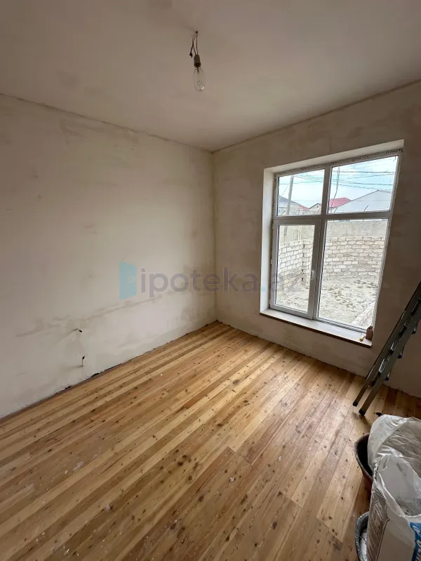 Satılır 4 otaqlı həyət evi 90 m²