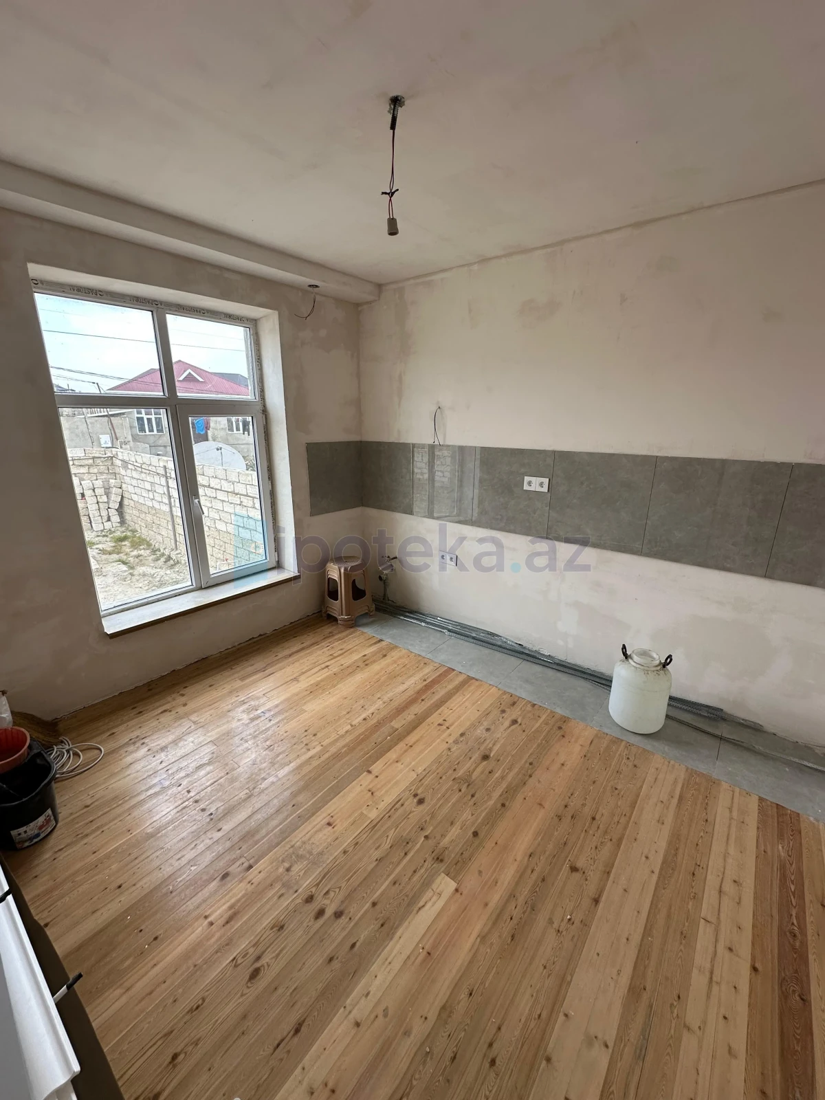 Satılır 4 otaqlı həyət evi 90 m²