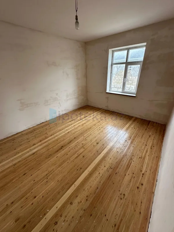 Satılır 4 otaqlı həyət evi 90 m²