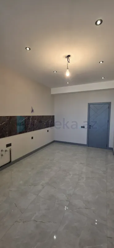 Satılır 3 otaqlı yeni tikili 136 m²