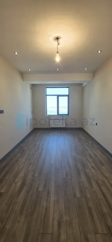 Satılır 3 otaqlı yeni tikili 136 m²