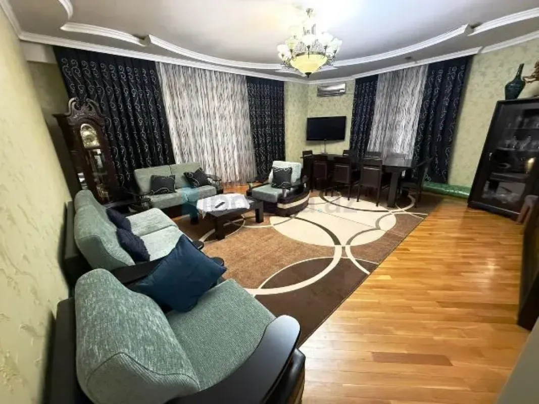 Satılır 4 otaqlı yeni tikili 152 m²