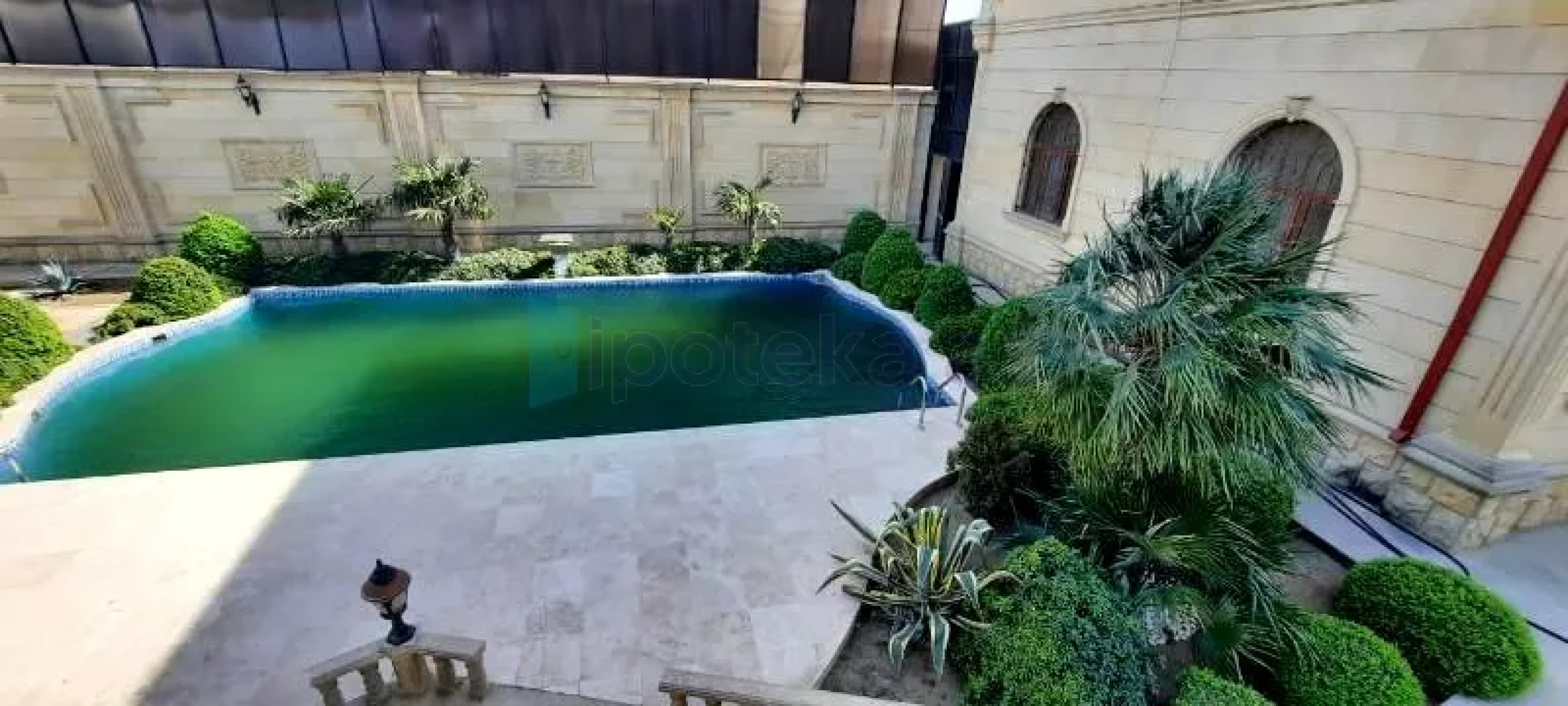 Satılır 7 otaqlı həyət evi 500 m²