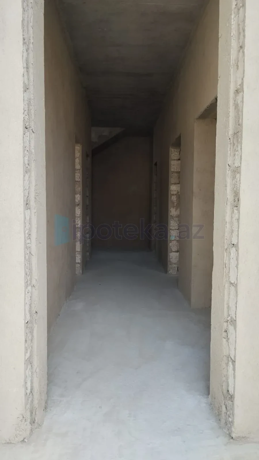 Satılır 5 otaqlı həyət evi 220 m²