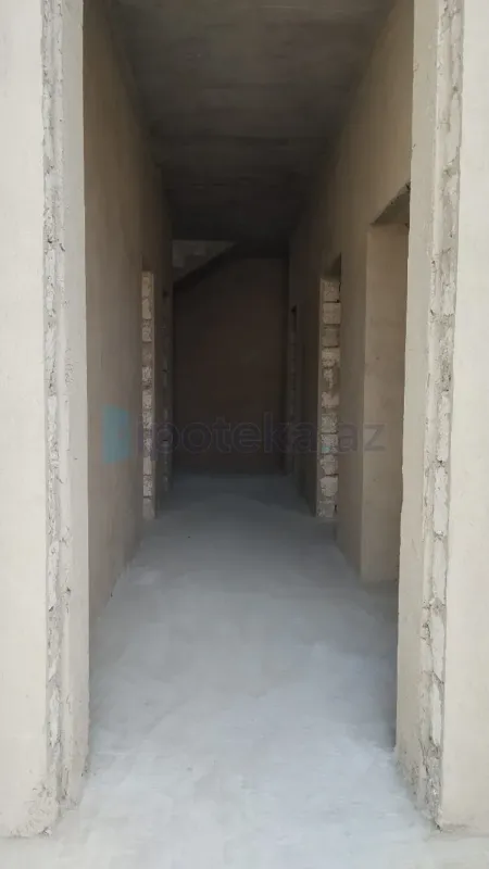 Satılır 5 otaqlı həyət evi 220 m²