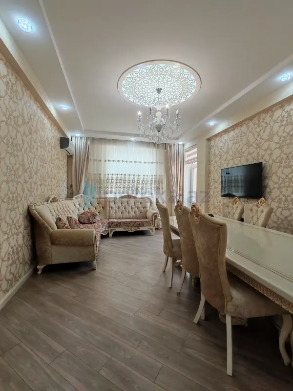 Satılır 3 otaqlı yeni tikili 107 m²