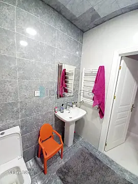 Satılır 3 otaqlı yeni tikili 136 m²