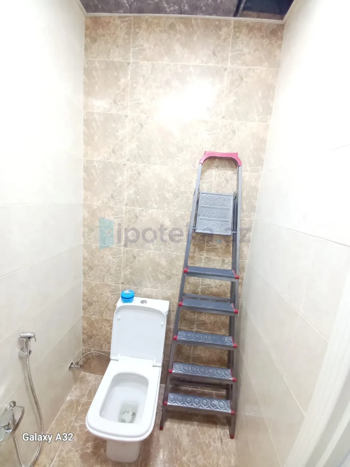Satılır 3 otaqlı yeni tikili 136 m²