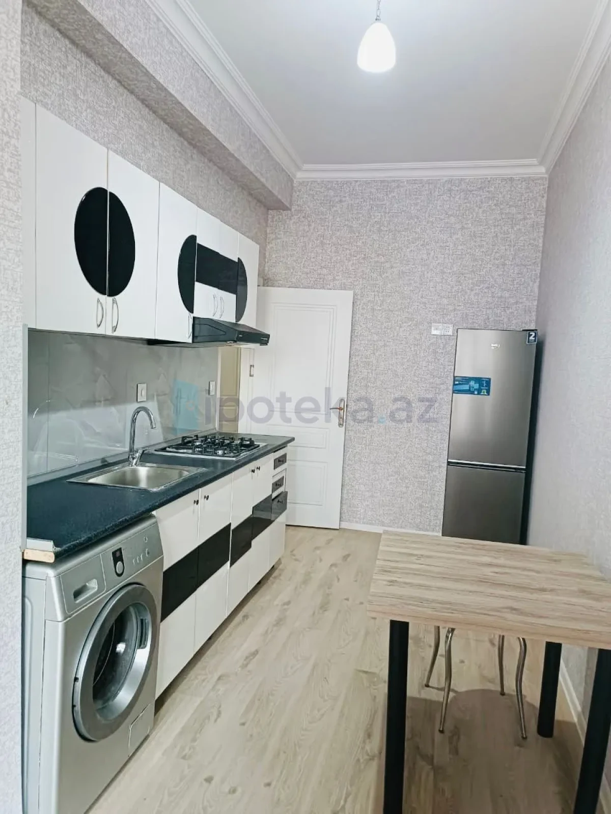 Satılır 3 otaqlı yeni tikili 116 m²