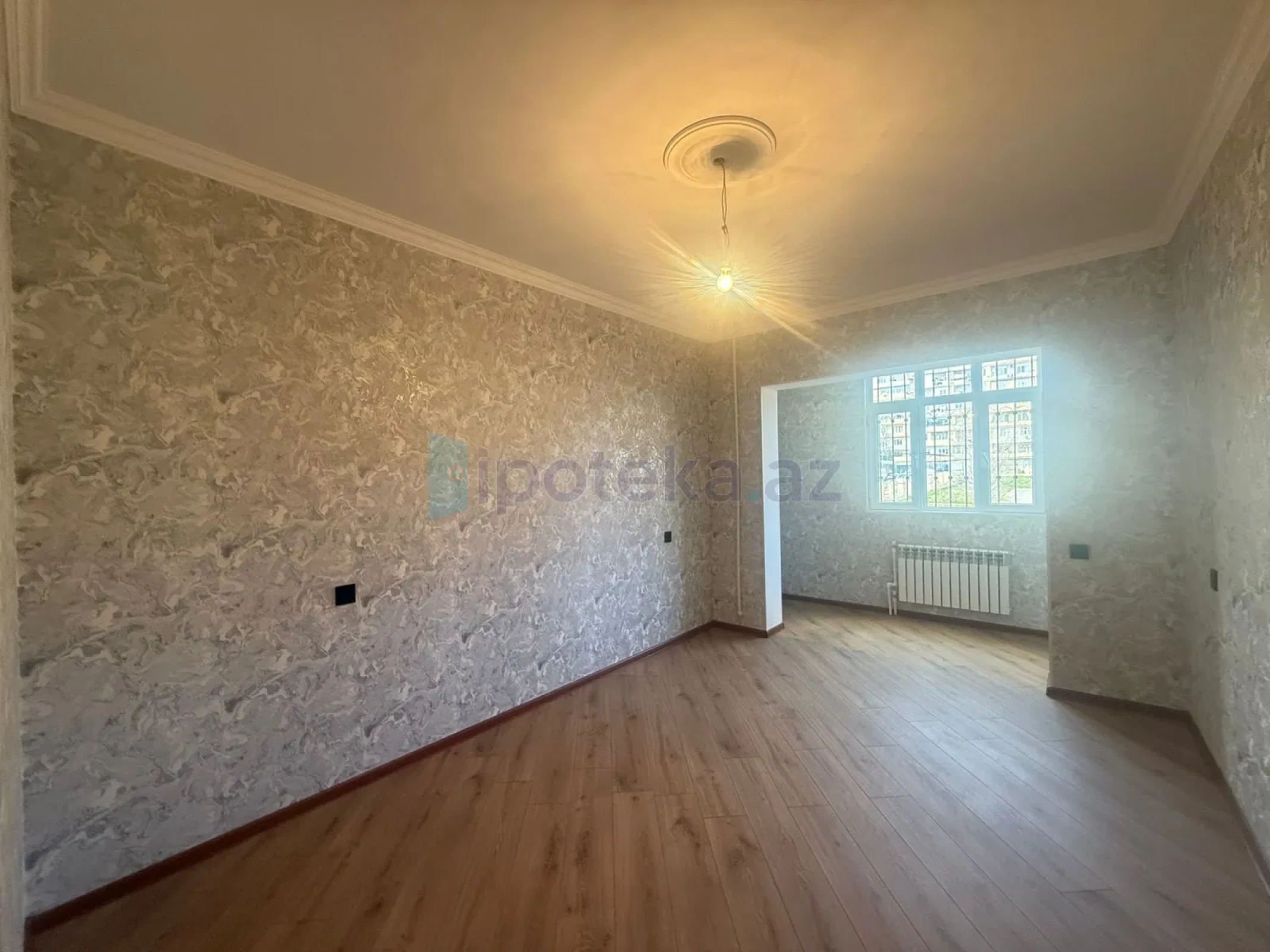 Satılır 3 otaqlı köhnə tikili 80 m²
