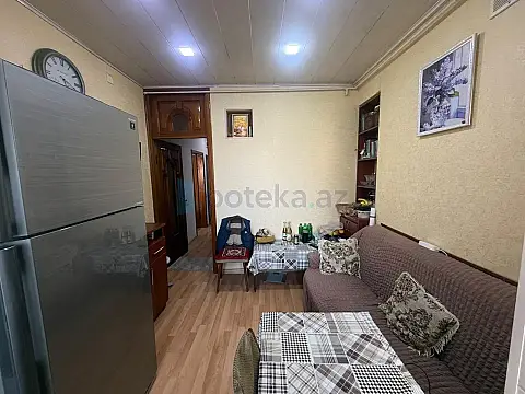 Satılır 2 otaqlı köhnə tikili 60 m²