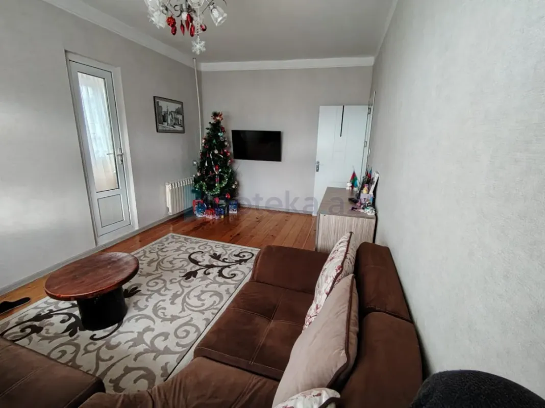 Satılır 2 otaqlı köhnə tikili 48.72 m²