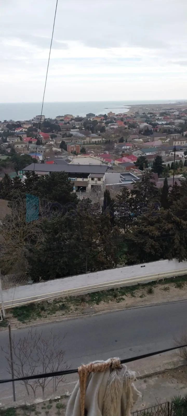 Satılır 3 otaqlı köhnə tikili 85 m²