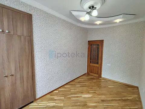 Satılır 2 otaqlı yeni tikili 60 m²