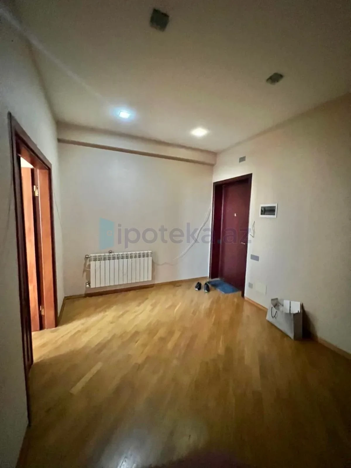 Satılır 3 otaqlı yeni tikili 130 m²