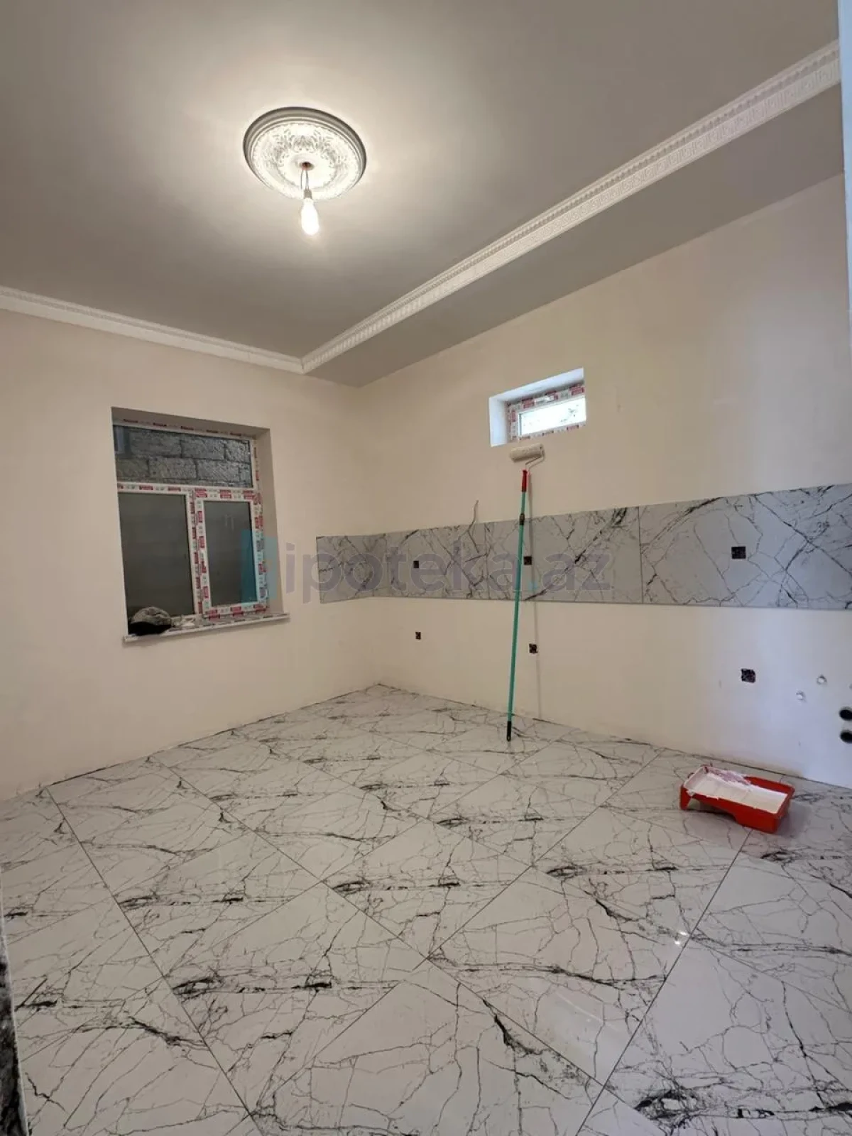 Satılır 4 otaqlı həyət evi 100 m²