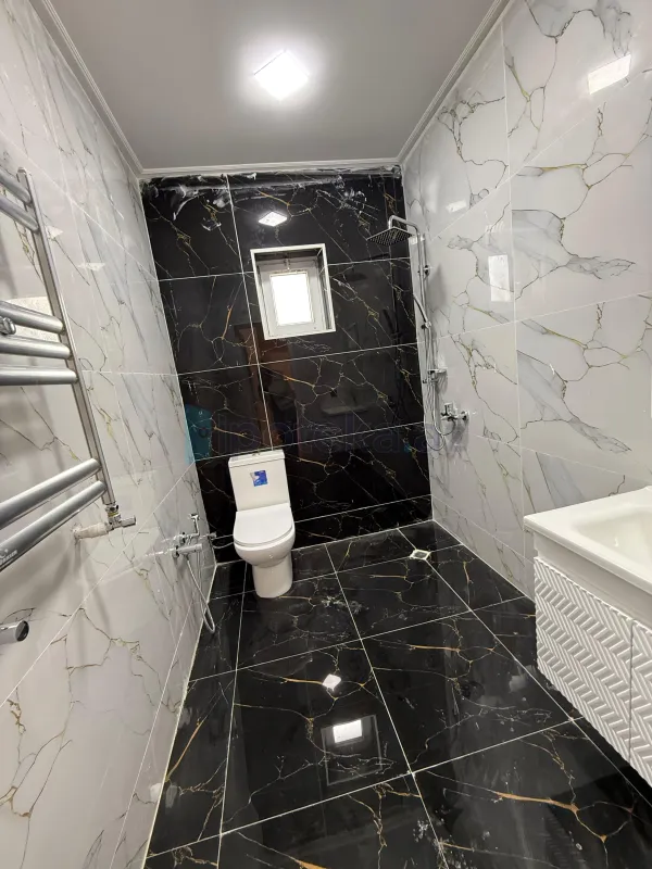 Satılır 4 otaqlı həyət evi 130 m²