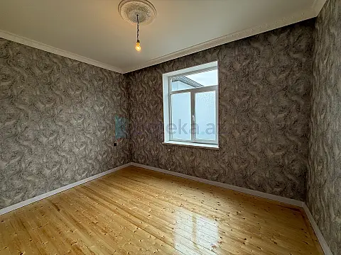Satılır 4 otaqlı həyət evi 130 m²