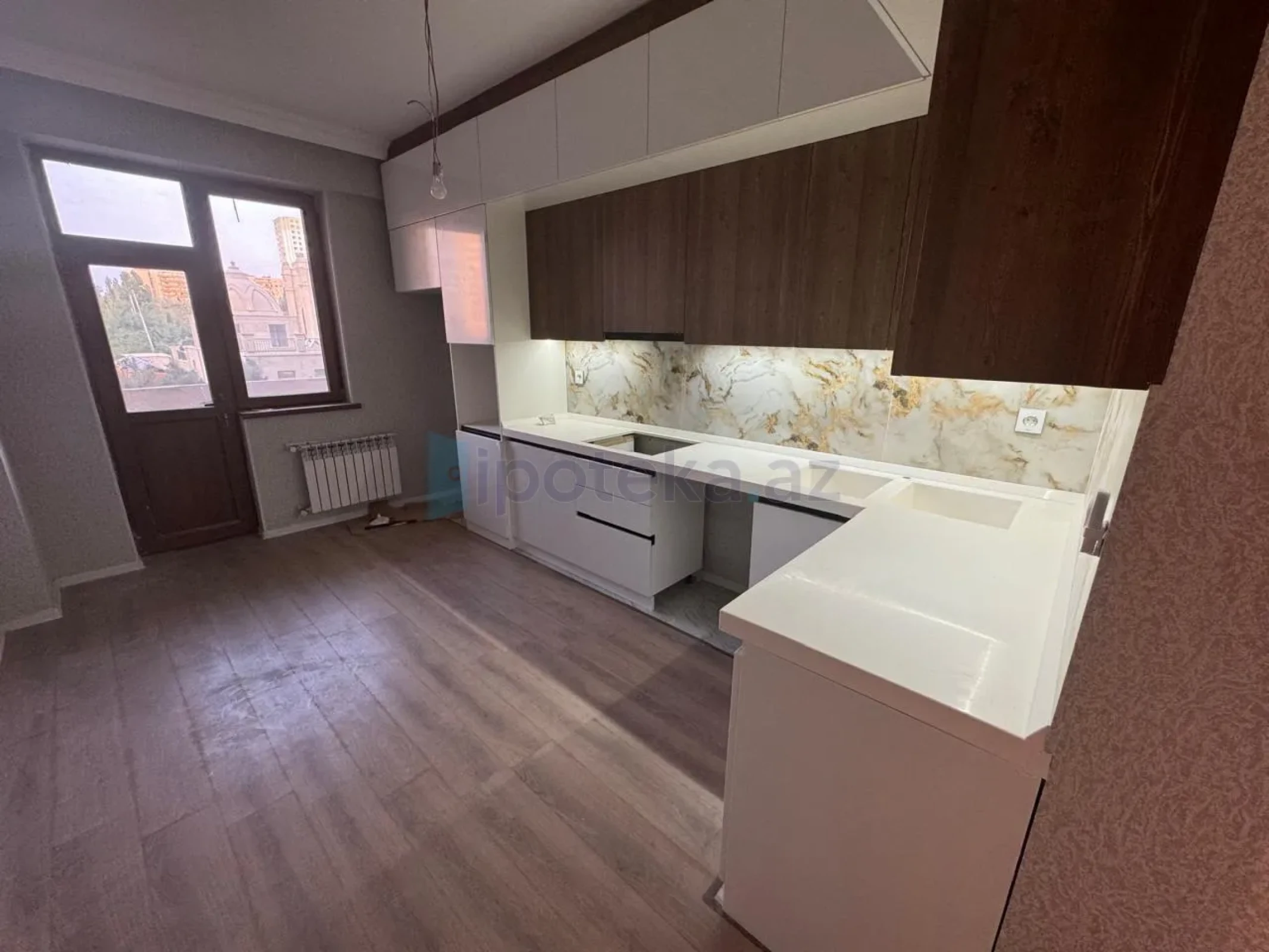 Satılır 3 otaqlı yeni tikili 134 m²