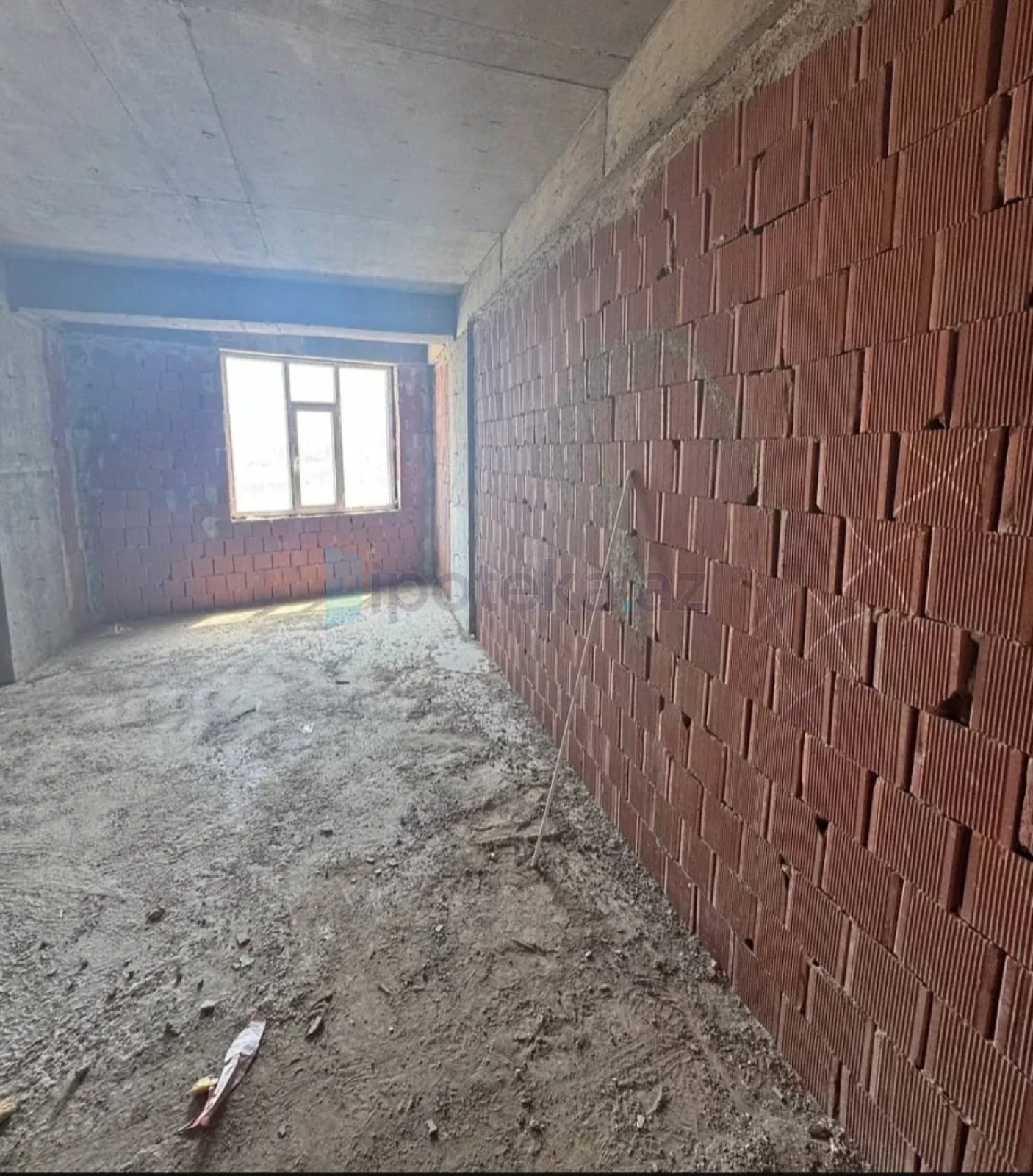 Satılır 3 otaqlı yeni tikili 105 m²