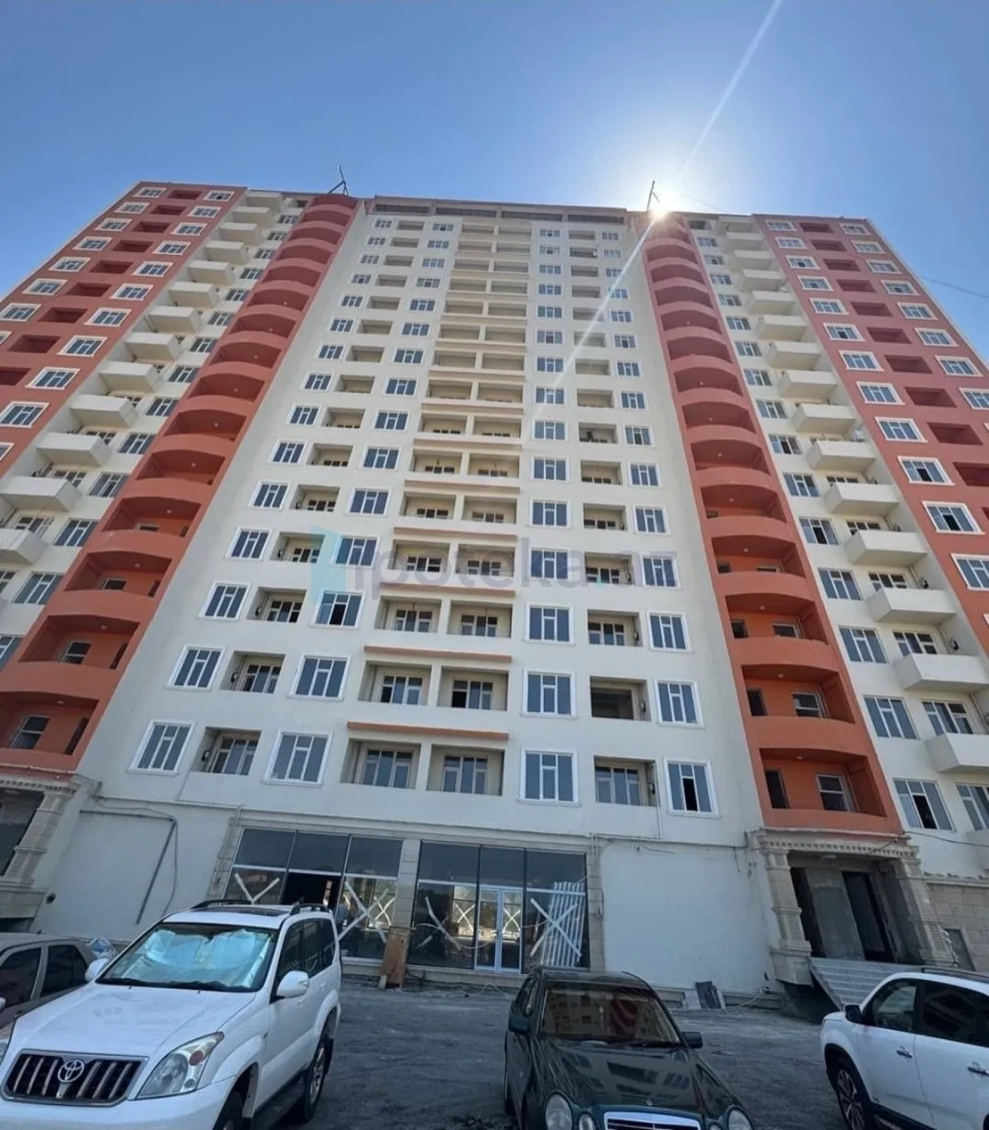 Satılır 3 otaqlı yeni tikili 105 m²