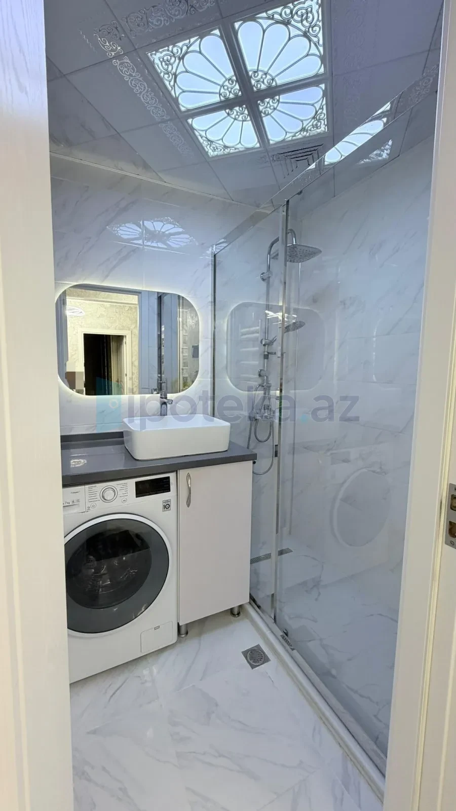 Satılır 3 otaqlı köhnə tikili 70 m²