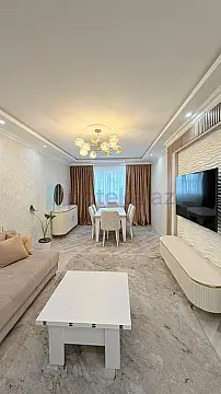 Satılır 3 otaqlı köhnə tikili 70 m² — Bakı, Yeni Günəşli 3 otaq 70.00 m²