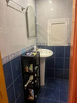 Satılır 2 otaqlı köhnə tikili 73 m²