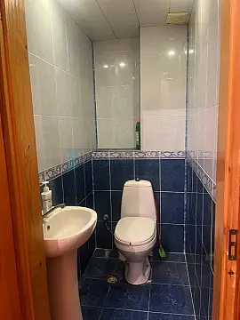 Satılır 2 otaqlı köhnə tikili 73 m²