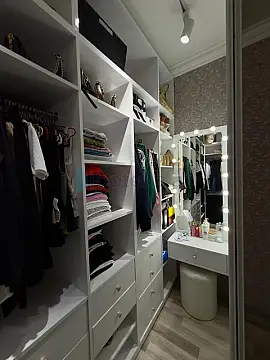 Satılır 3 otaqlı yeni tikili 110 m²