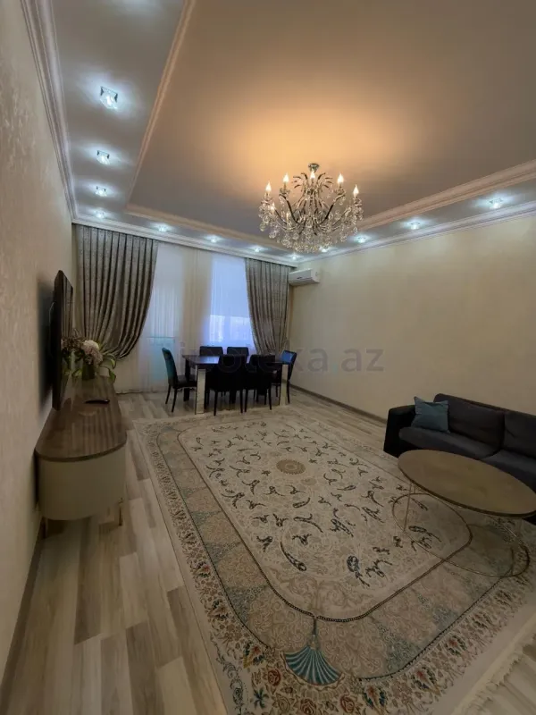 Satılır 3 otaqlı yeni tikili 110 m²
