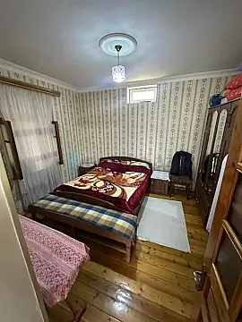 Satılır 3 otaqlı həyət evi 100 m²