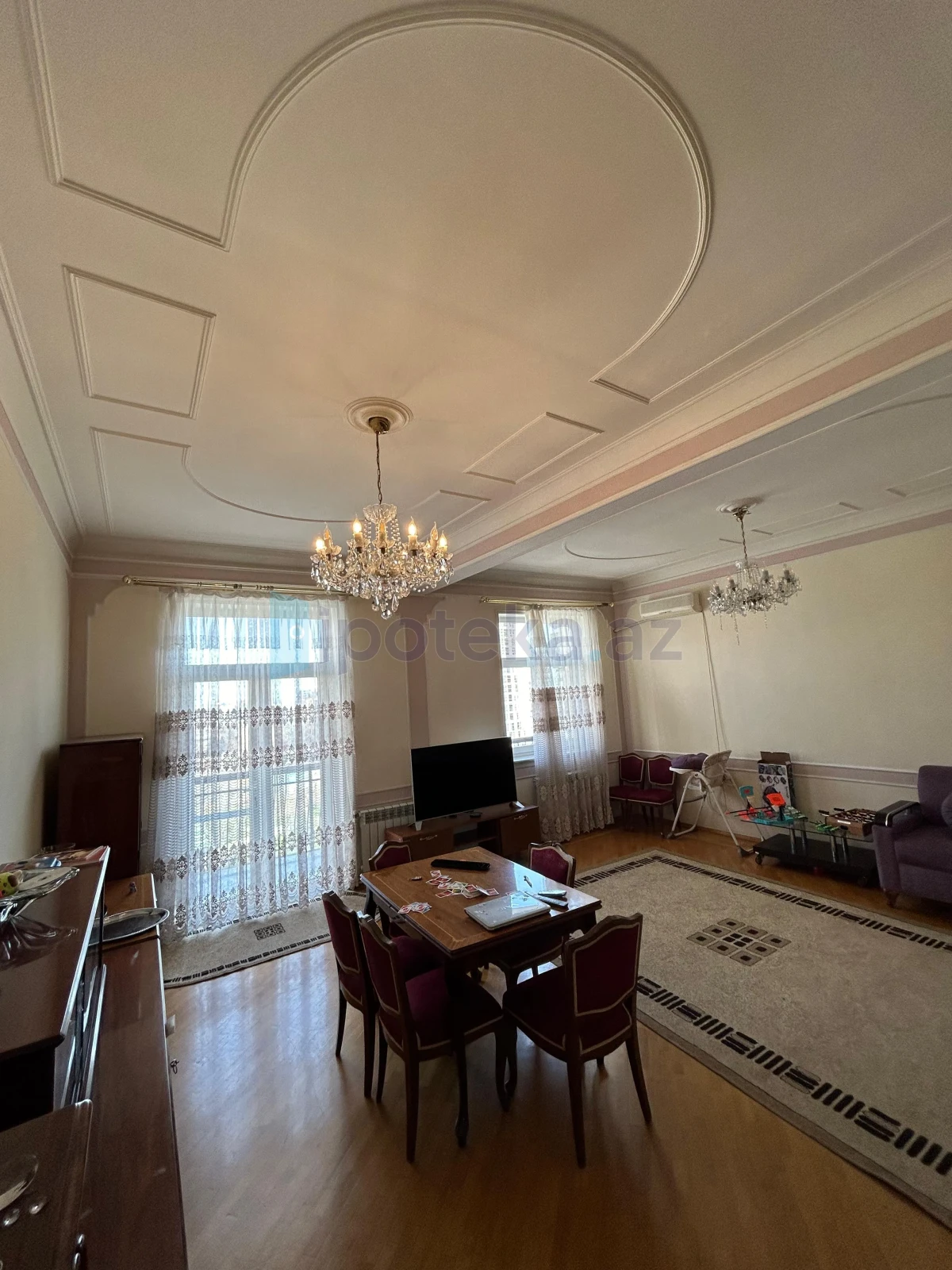 Satılır 3 otaqlı köhnə tikili 80 m²