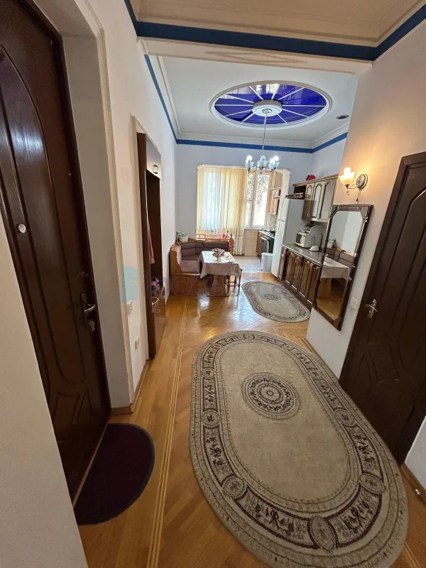Satılır 3 otaqlı köhnə tikili 80 m²