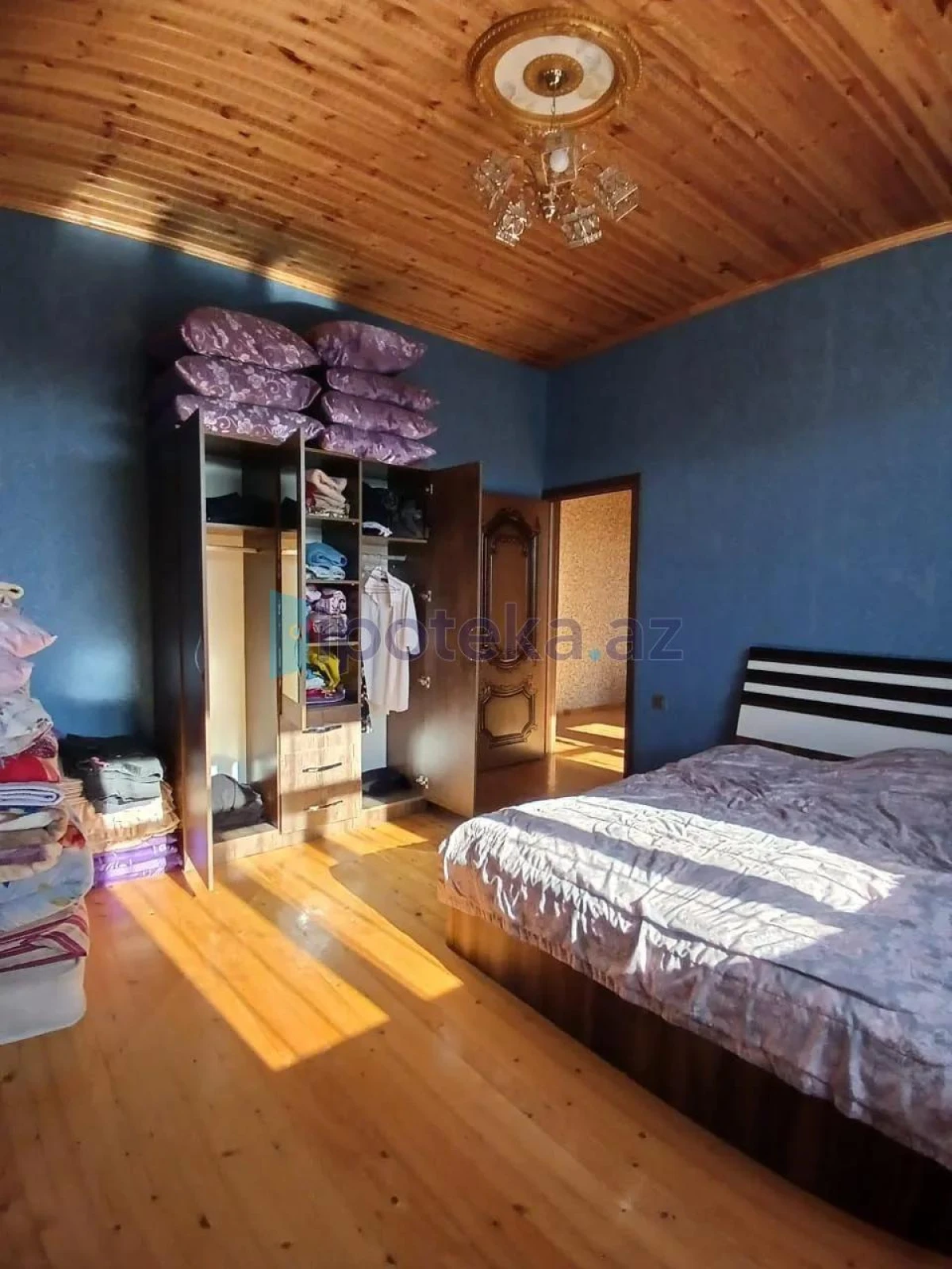 Satılır 5 otaqlı həyət evi 190 m²