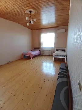 Satılır 5 otaqlı həyət evi 190 m²