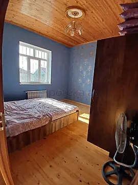 Satılır 5 otaqlı həyət evi 190 m²